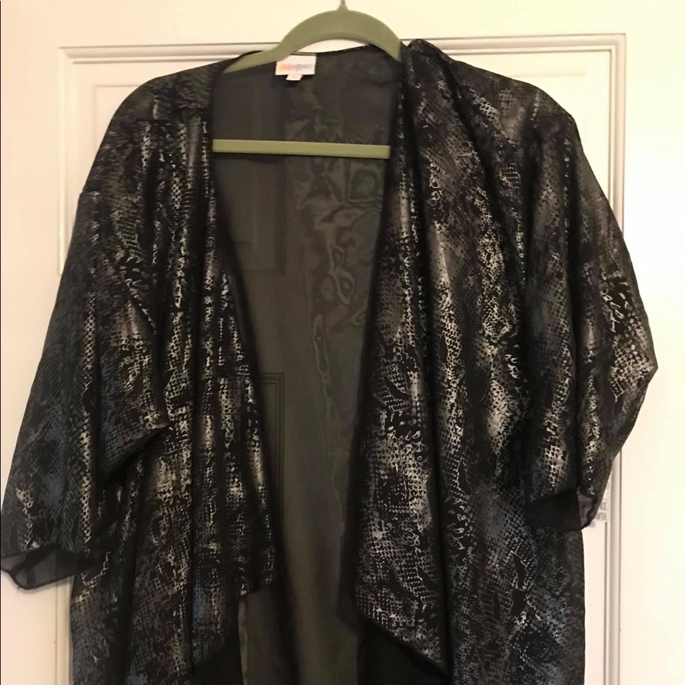LuLaRoe kimono